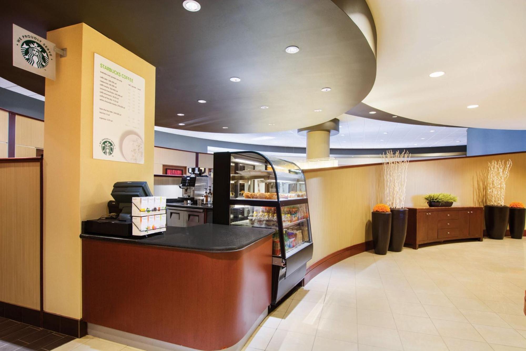 Courtyard By Marriott Oklahoma City Downtown Экстерьер фото