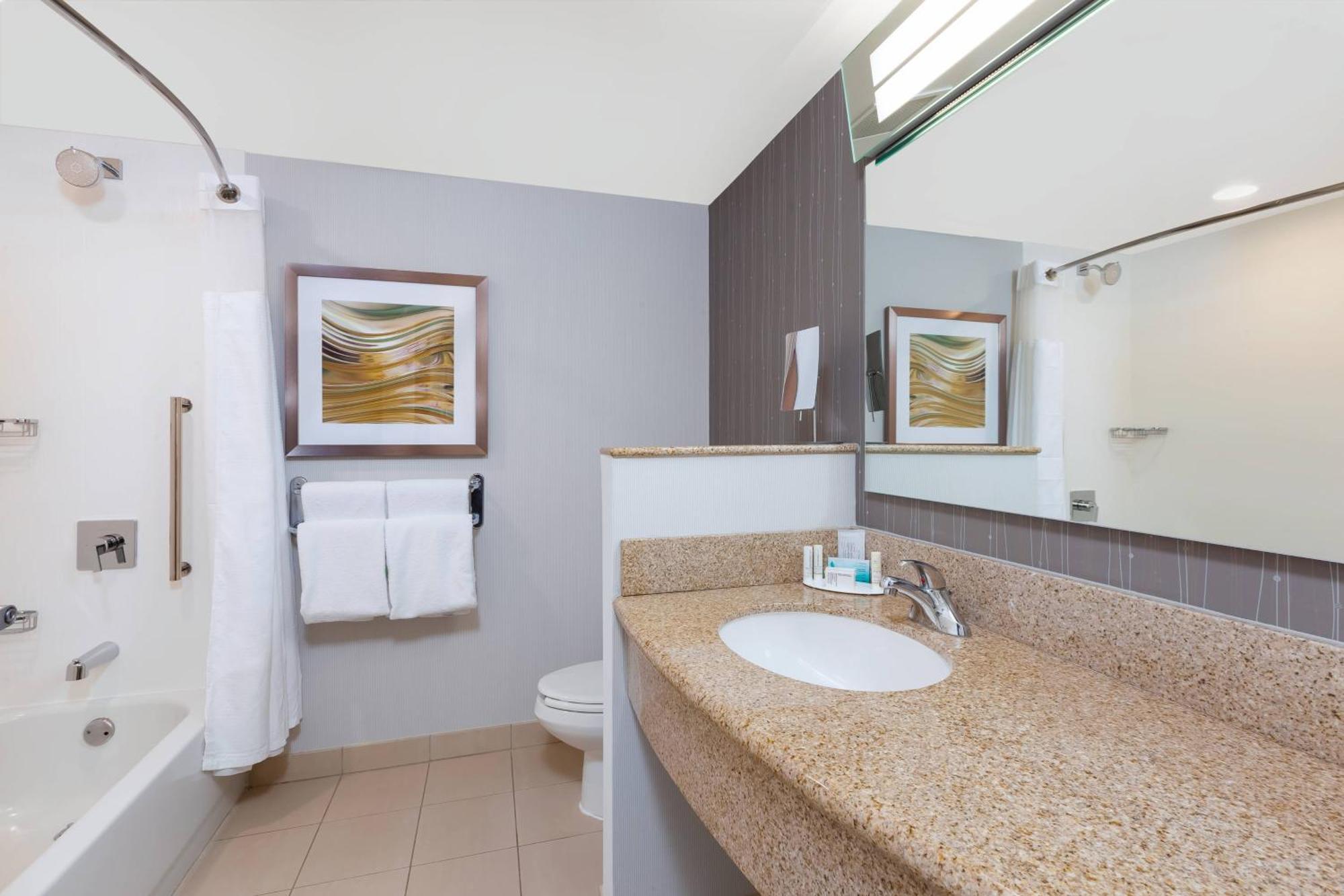 Courtyard By Marriott Oklahoma City Downtown Экстерьер фото