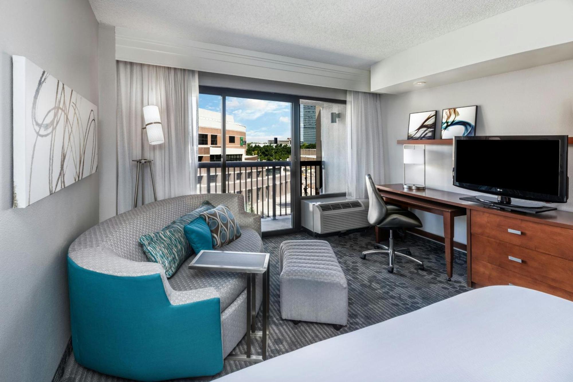 Courtyard By Marriott Oklahoma City Downtown Экстерьер фото